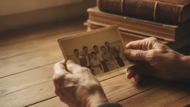 Os 5 Aplicativos Mais Eficientes para Recuperar Nitidez em Fotos dos Avós