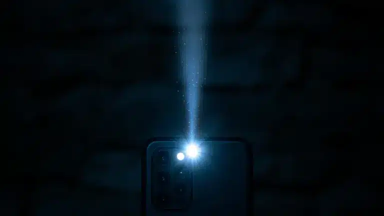 Lanterna LED Forte: Os Melhores Aplicativos Grátis para Emergência e Escuro