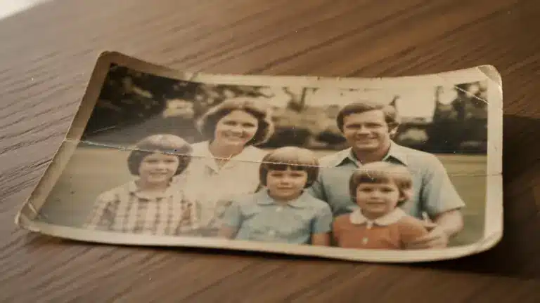 Restaure as Fotos Antigas da Sua Família